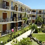 Plaza Pallas 4* 티실리비