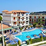 Plaza Pallas 아파트호텔 4*