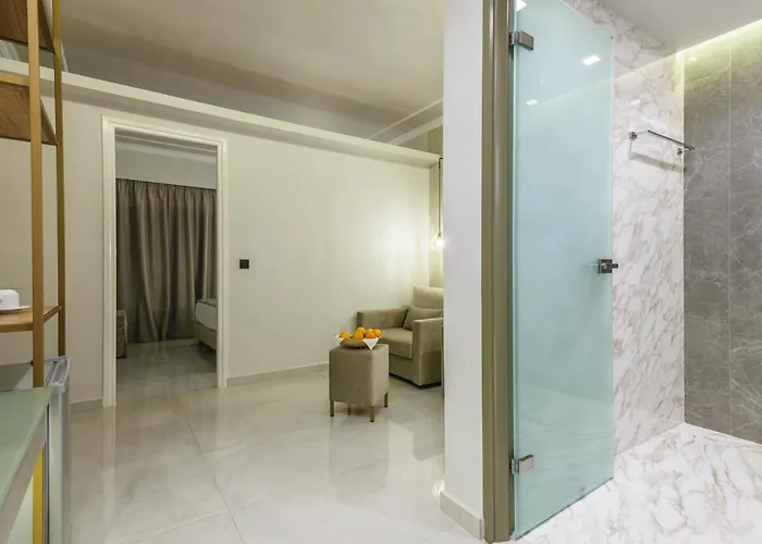 Plaza Pallas Tsilivi (Zakynthos)