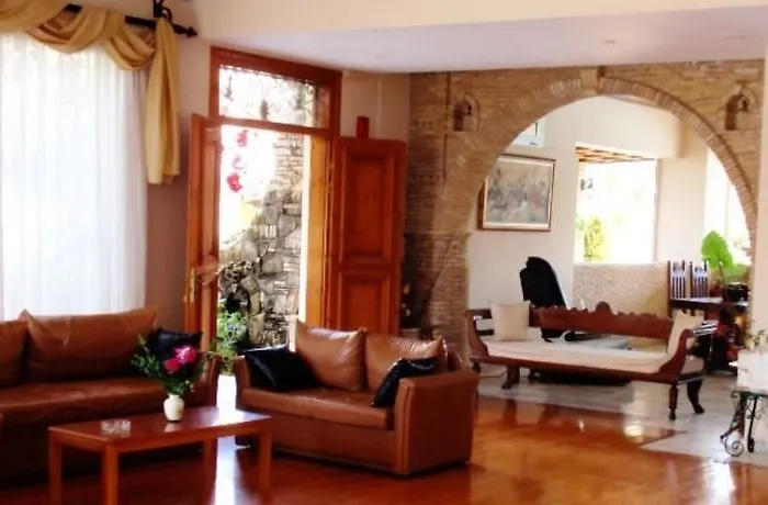 Aparthotel Plaza Pallas 4*