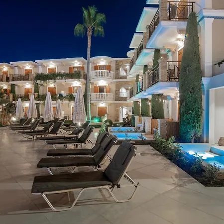 Plaza Pallas Aparthotel 4*