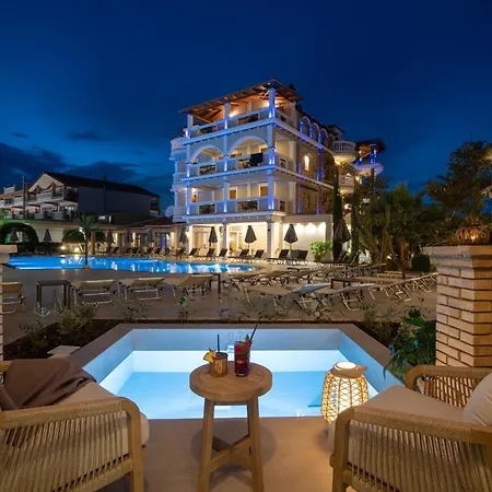 Plaza Pallas 4*