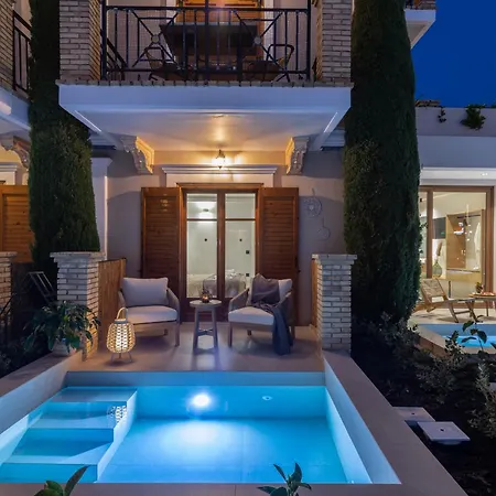 Aparthotel Plaza Pallas 4*