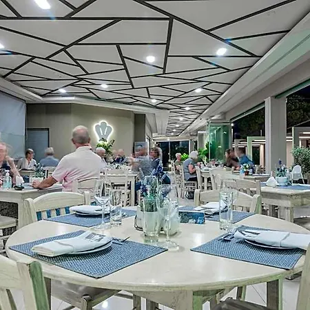 Plaza Pallas Tsilivi (Zakynthos)