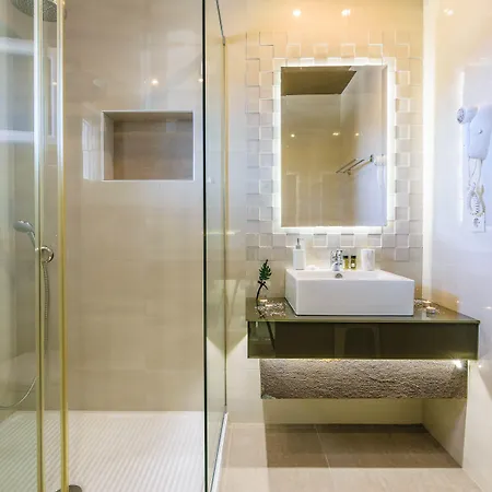Plaza Pallas Aparthotel 4*