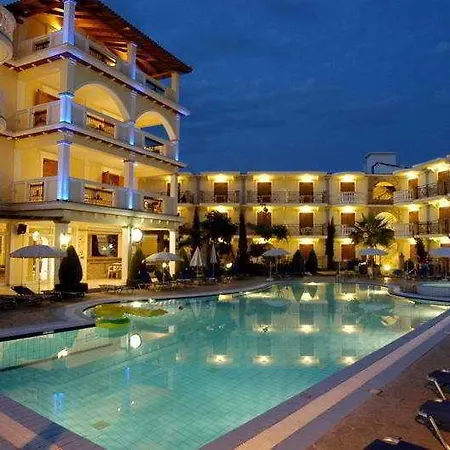 Plaza Pallas Aparthotel 4*