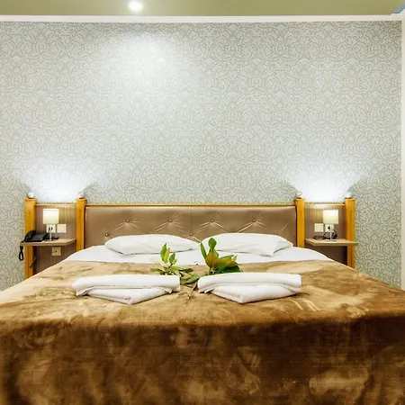 Plaza Pallas Aparthotel 4*