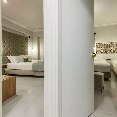 Aparthotel Plaza Pallas 4*