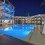 Aparthotel Plaza Pallas 4*