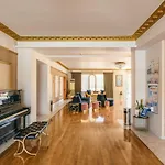 Plaza Pallas 4*