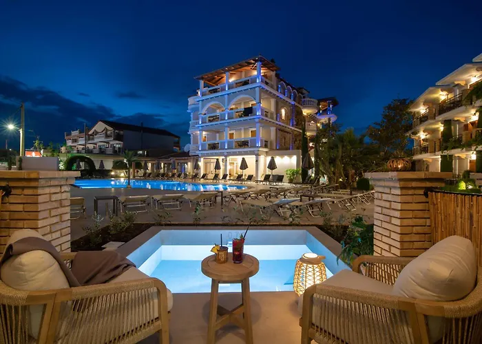 Plaza Pallas 4*