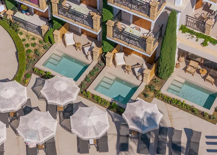 Aparthotel Plaza Pallas