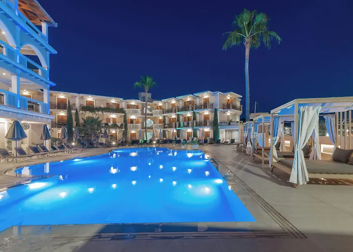 Aparthotel Plaza Pallas 4*